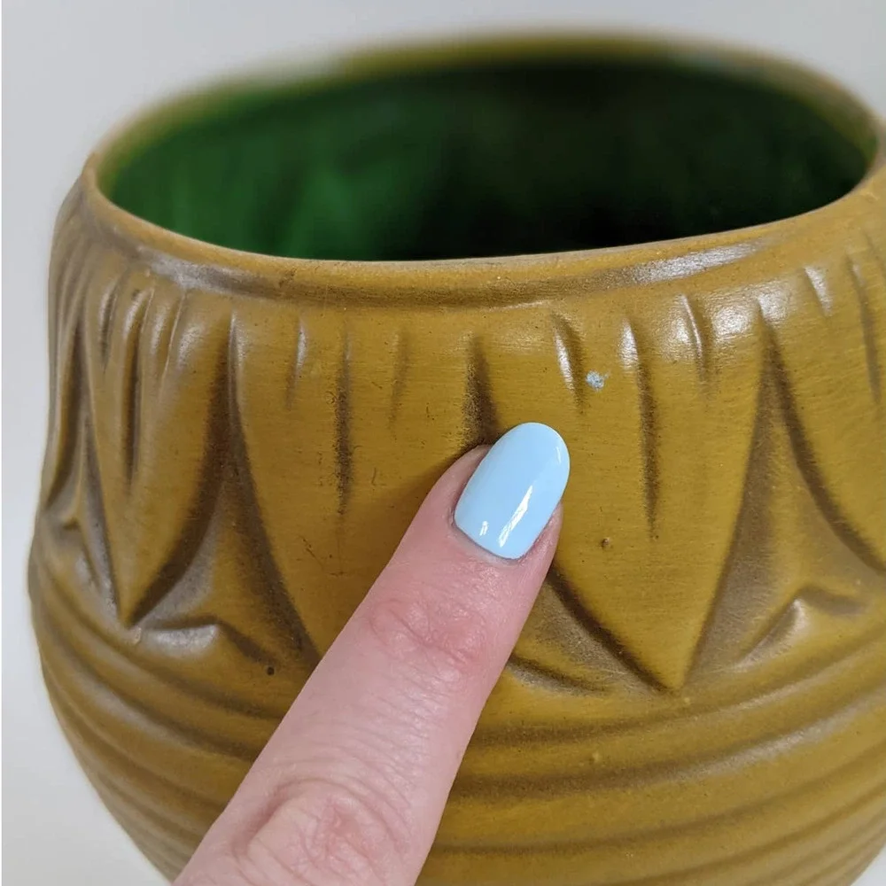 Vintage Mid-Century Mustard Yellow‎ Chalice-Shaped Vase, 60's Chalk Floral Ware